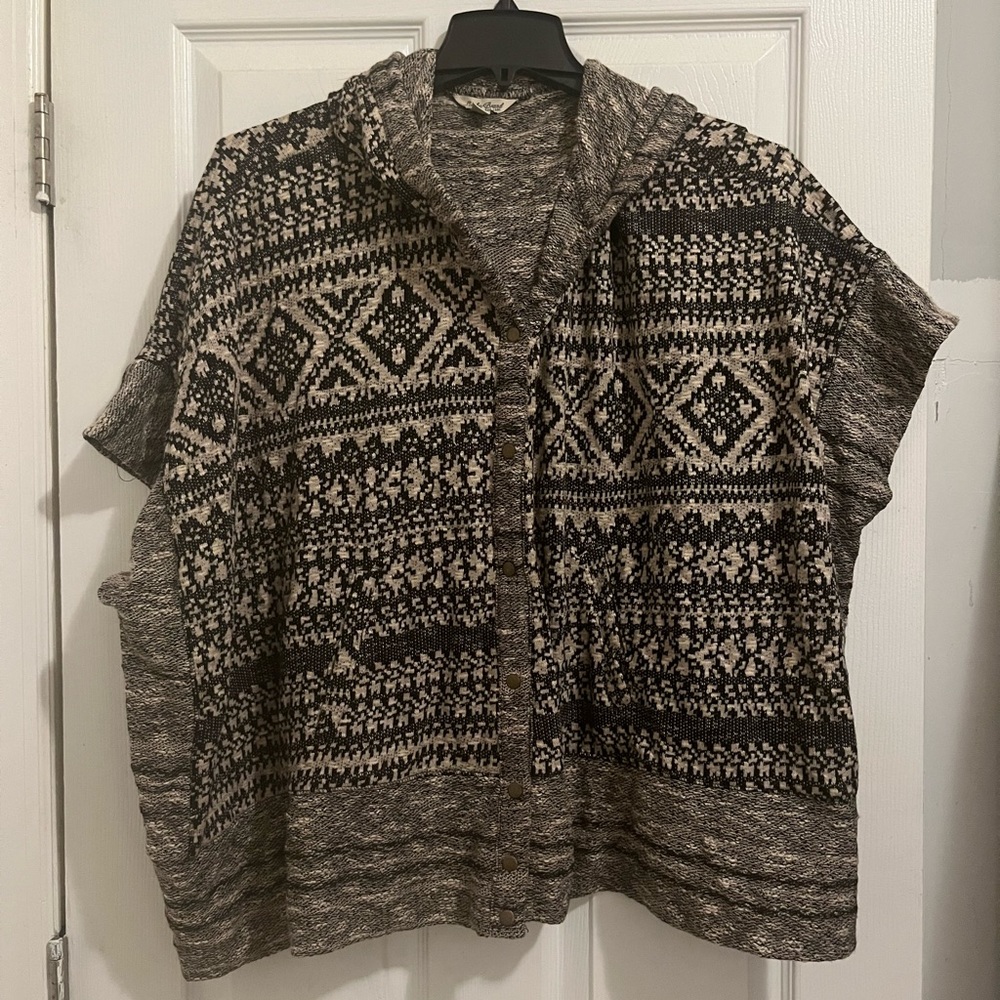Lucky brand pullover hoodie.